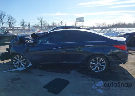 2013 Hyundai Sonata Se z USA, uszkodzony, nr VIN 5NPEC4AC7DH700393